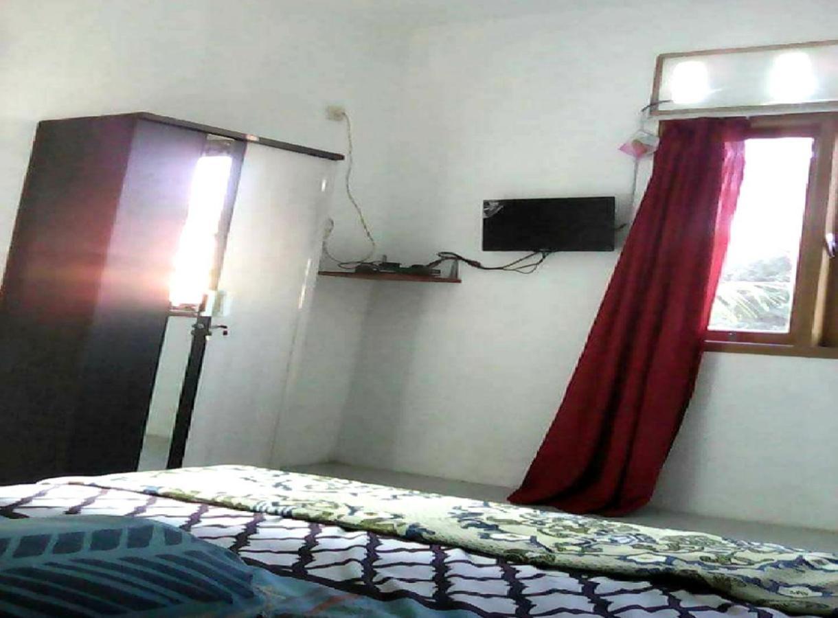 Kenangan Guest House Сабанг Экстерьер фото
